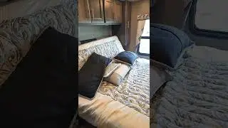 2022 New Thor Miramar 34.6 bunkhouse. Full wall slide dual AC. Call for pice and drive (760)991-0534