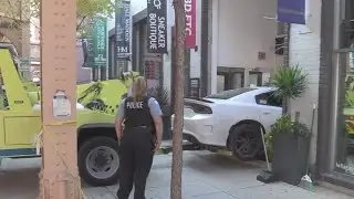 Chicago boutique mall hit by burglars who crashed 2 cars into storefront