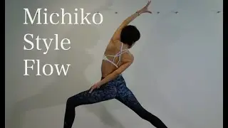Mchiko Style Yoga〜気持ち良いフロー〜