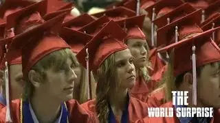 Солдат сделал сюрприз младшей сестре на выпускном в школе
