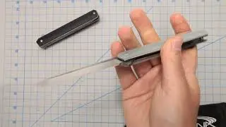 Slim Gentleman's Ball Bearing Pivot Flipper Tanto Knives in Jade Green and Black G10