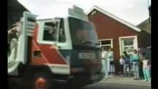Cowling Gala 1987 6/13 - The Procession