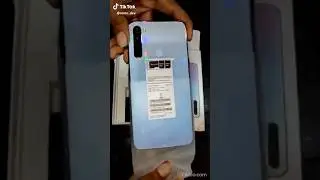 Xiaomi Redmi Note 8 White and Cosmic Purple unboxing