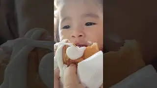 cute baby girl#enjoying burger# viral video # funny kids video#fun time