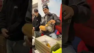 Jim Jones was gifted a customized pair of Diplomats Timberlands 🔥🔥🔥