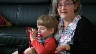 Sujet Tv Vendée (2018) : Portrait de Thyméo, atteint du syndrome d'Angelman