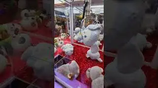 60+ Attempts! Catching Cinnamoroll  from a claw machine Philippines #sanrio #cinnamoroll #shorts