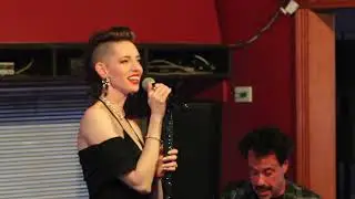 Johnny Iguana and the Claudettes   Vid8