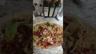 Chipotle Chicken Bowl & Guac./Chips Review #chipotle #chickenbowl