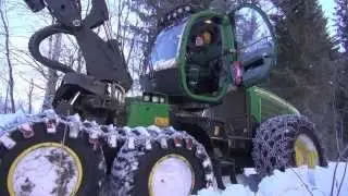 Metsäkonekoulutus Suomessa