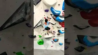 Super fun V0 no feet challenge! #bouldering #climbing #sportclimbing #rockclimbing #shorts #climber