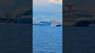 Epic Cruise Showdown Watch as Icon of the Seas and Carnival set sail side by side.Who would you pick