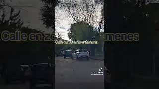Calle en zona de exámenes, cruces.