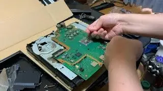 爆音の初期型PS4（CUH-1200）を分解してグリス塗り替えて静かにしてみた！