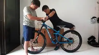Unboxing and Installation of Canyon Strive CFR 9.0 Team