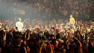 Crowd Moving In | Twenty One Pilots | The Clancy World Tour | Minneapolis, MN | October 12, 2024