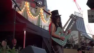 Slash live at Gr&ouml;na Lund, Stockholm, 31 May 2015  Anastasia, Sweet Child Of Mine