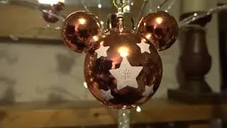 Vlogmas Day 14: Deck The Halls 25 Days of Disney Baubles Primark Advent Calendar Opening