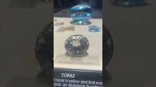 #gem #topaz #diamond #sparkle #shiny #beautiful #amazing #trend #minerals #natural #museum #love