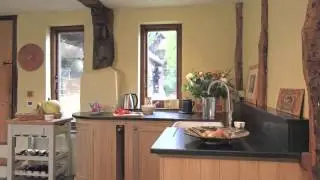 Neptune Henley In-Frame Oak Kitchen - West Liss, Hampshire - Beau-Port Kitchens