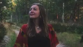 Leo in the Lioncage - I See Your Face (Lyrics Video)