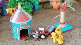 DIY New Farm Hamter: Blue House, Red House, Water Pump, Track, Lego, Cow, Chicken, Chili Peppers