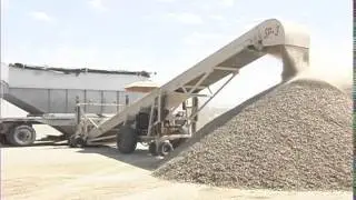 Gruber MFG Portable Belt Conveyor (Almonds)