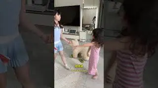 妈妈丢掉妹妹的奖状&hellip;Mom threw away the younger sister's certificate of merit...#shorts