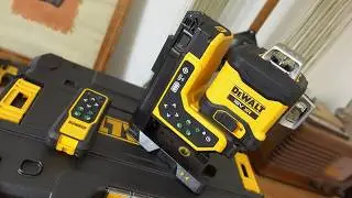 Découvrez le monstre ! DCLE34035B Laser Motorisé +Télécommandé  DEWALT