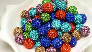 #beebeecraft #rhinestone #beads have glistening effect as real diamonds have in the sun.