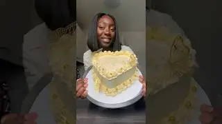Love this cakeee😍🦋🦋 #cake #torte #reels #cakedecorating #backen #tortenliebe #baking #tortendeko