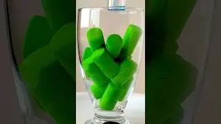 Very Satisfying and Relaxing, Kinetic Sand ASMR,Drop and Squish Sand