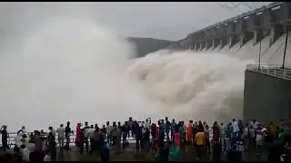 बांसवाड़ा का माही बांध के गेट खोले गये Mahi Bajaj Sagar Dam Banswara Rajasthan India