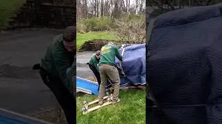 How to Safely Move a Piano Downstairs 💪😎🎹 #piano #pianomoving #pianotutorial