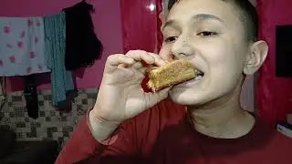 Am furat plăcintă de la mama
