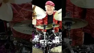 Доуну Перрі 🍻71🍻 / Doane Perry is 🍻71🍻 @officialjethrotull
