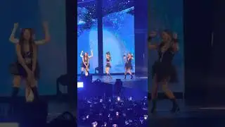 Red Velvet performs #BadBoy in R to V concert tour #RedVelvetInManila2023 #ReVeLuvs #RtoV #RedVelvet