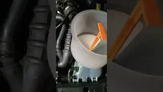 Easy way to remove air in the radiator system of Mini Cooper S R56.