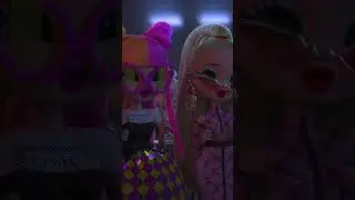 Song! Royal Bee is giving 'Miley at the Grammys&rsquo; 🎤🌼 L.O.L. Surprise! #shorts