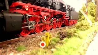 BR50 von Lenz mit dynamischen Dampf in 1:45