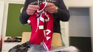 Mystery Amazon Unboxing | Lost Parcels, Snap-In Dentures & Fake Football Kits?! Was it worth &pound;18.39?