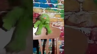 Slimey Limey Sings the Hits 🤢💚#prek #3letterwords #educational #pbskids #sesamestreet #nickjr