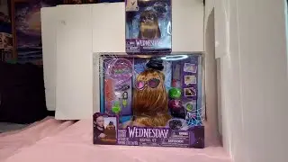Wednesday cousin it styling head unboxing and review 