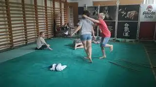 Self defense aikido demonstration by teens from aikidokids 合気道