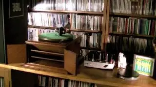 Sogaphon & VictrolaVV-4