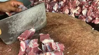 Goat Neck cutting || Best mutton cutting skill || Amazing Goat cutting @ArifMuttonshop
