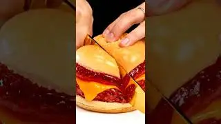 🍔😱 BURGER&hellip; Cutting #burger #food #eatingsounds #satisfying #relax #oddlysatisfying #food