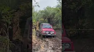 Driving through slush. #adventure #offroad #offroad4x4 #adventuretime #mahindra #gypsy #dirtydrivez