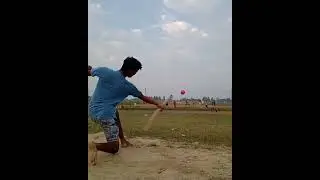 Brother took a goodcatch #short#youtubeshort #trending short #Viral short#villagegames #gullicricket