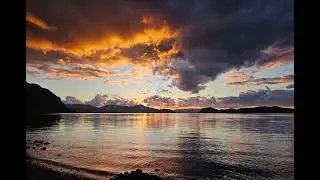 Peaceful Sunset by the Sea 🌅 | Calm Ocean Waves & Relaxing Music